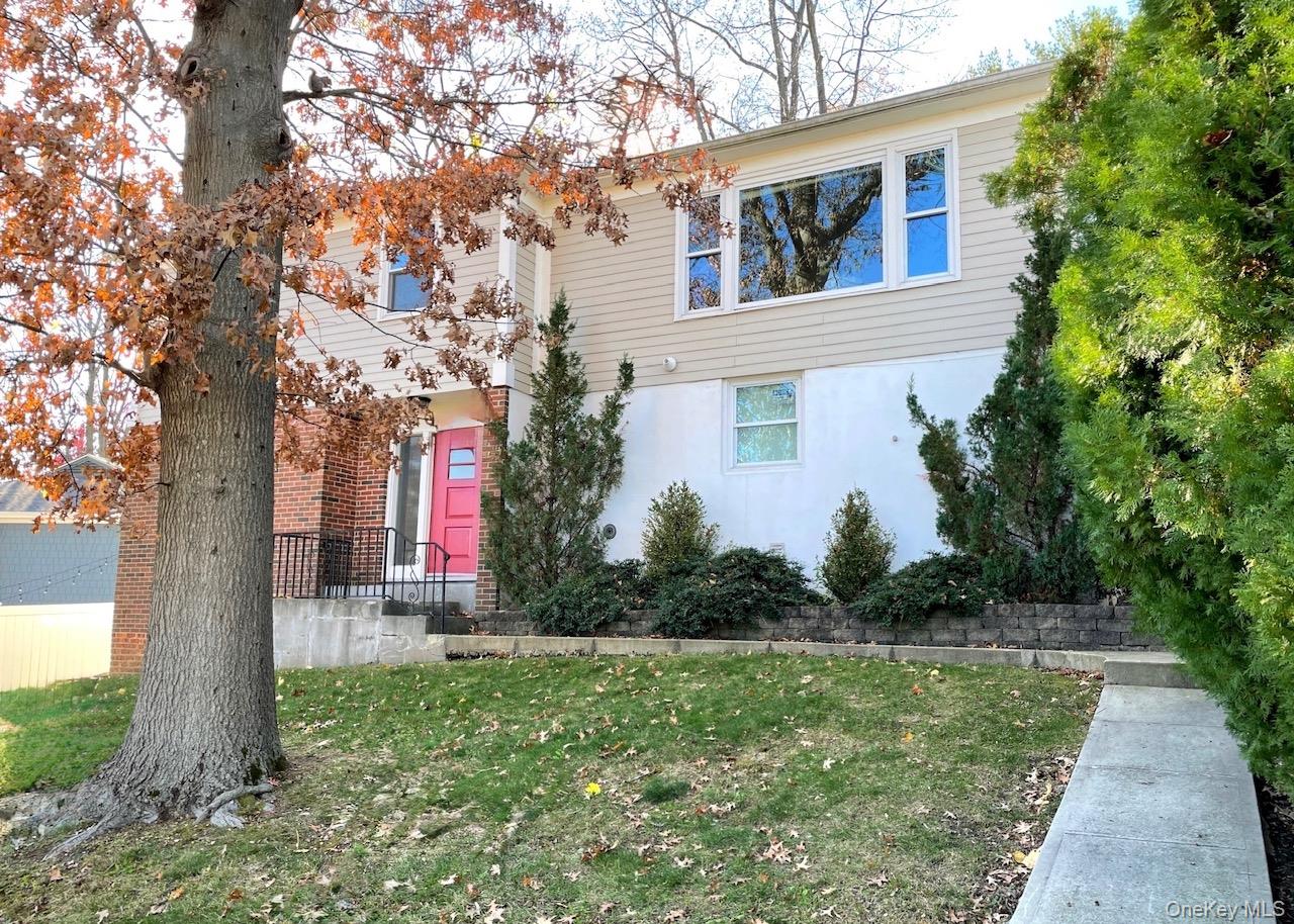 1320 Mamaroneck Avenue