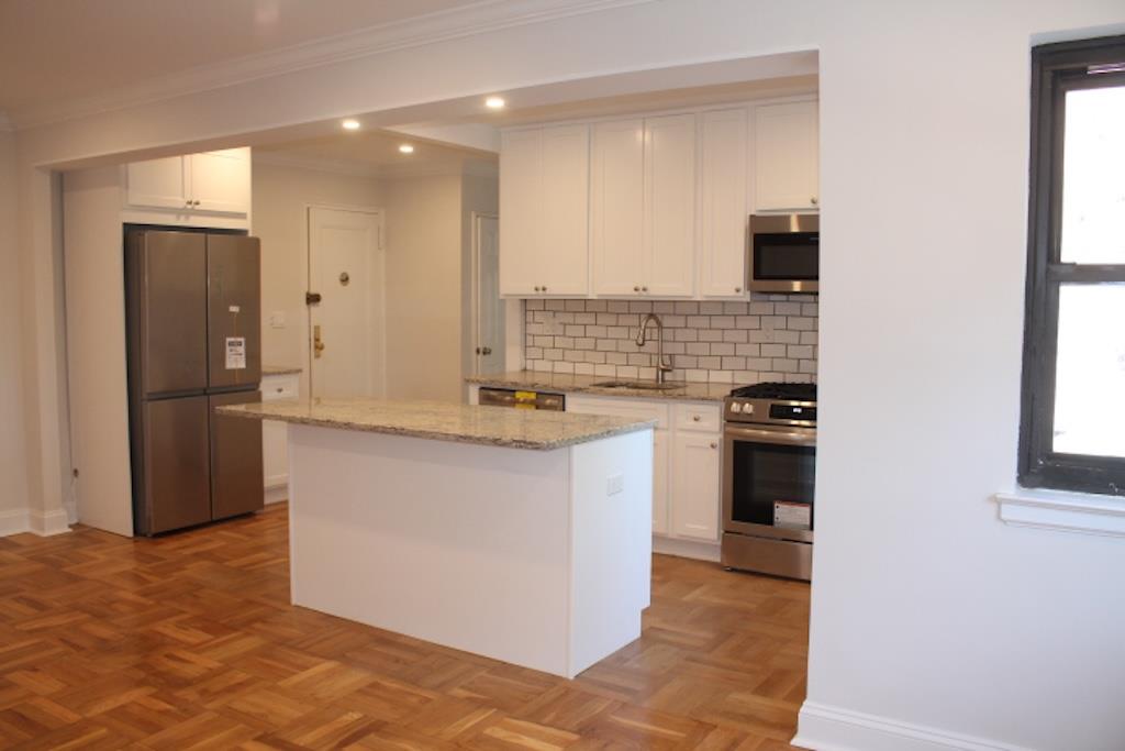 51 White Oak St #1H, New Rochelle, New York image 2