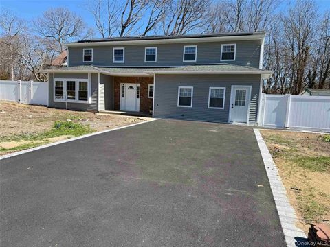 883 Hawkins Avenue Lake Grove NY 11755