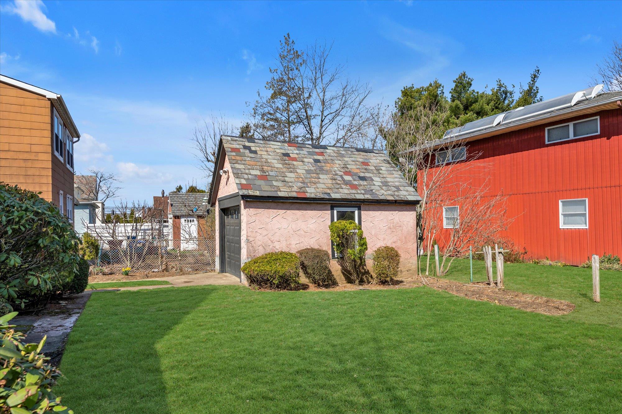 9 May Court, West Hempstead, New York image 18
