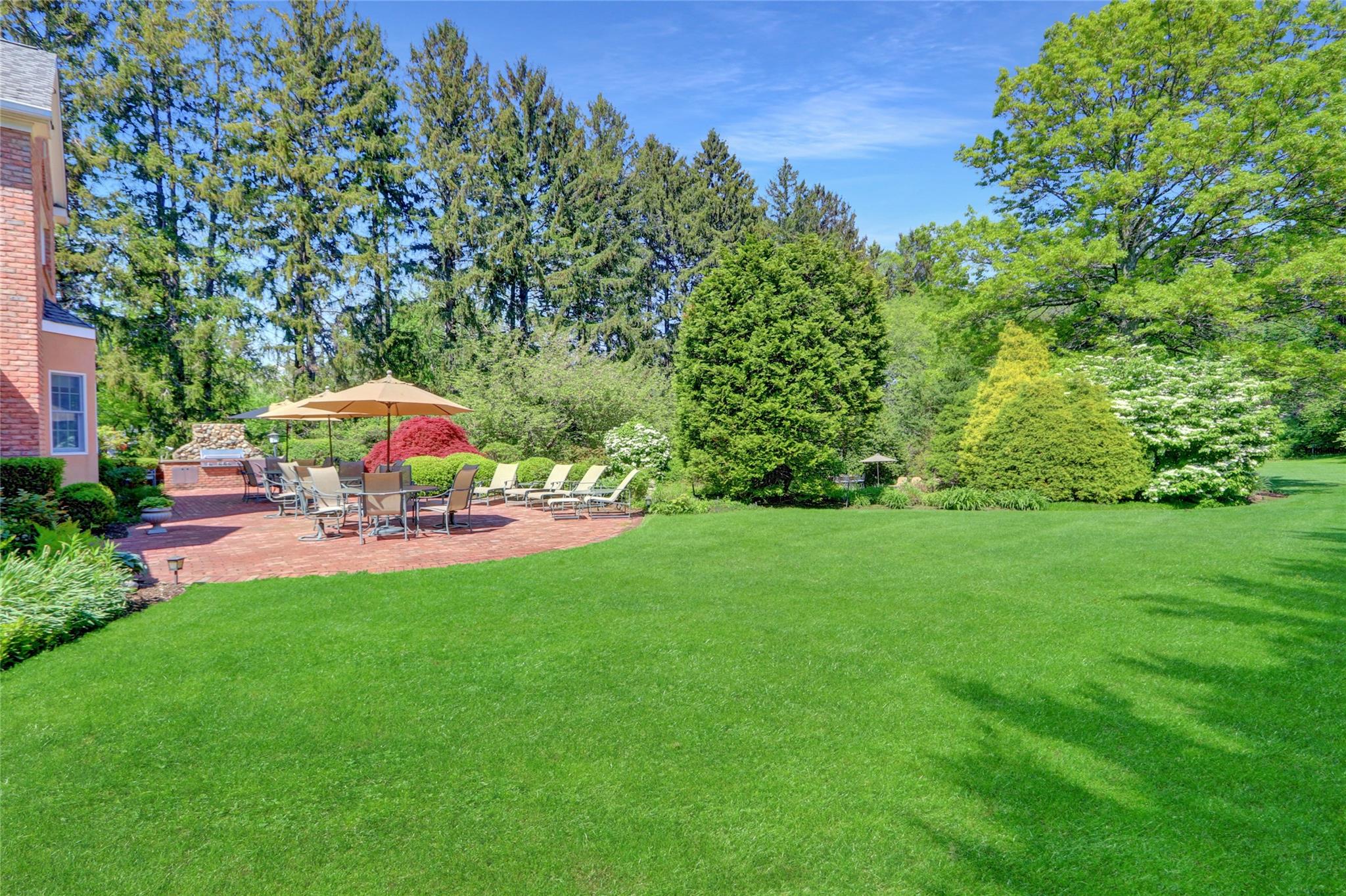20 Chauncey Place, Woodbury, New York image 39