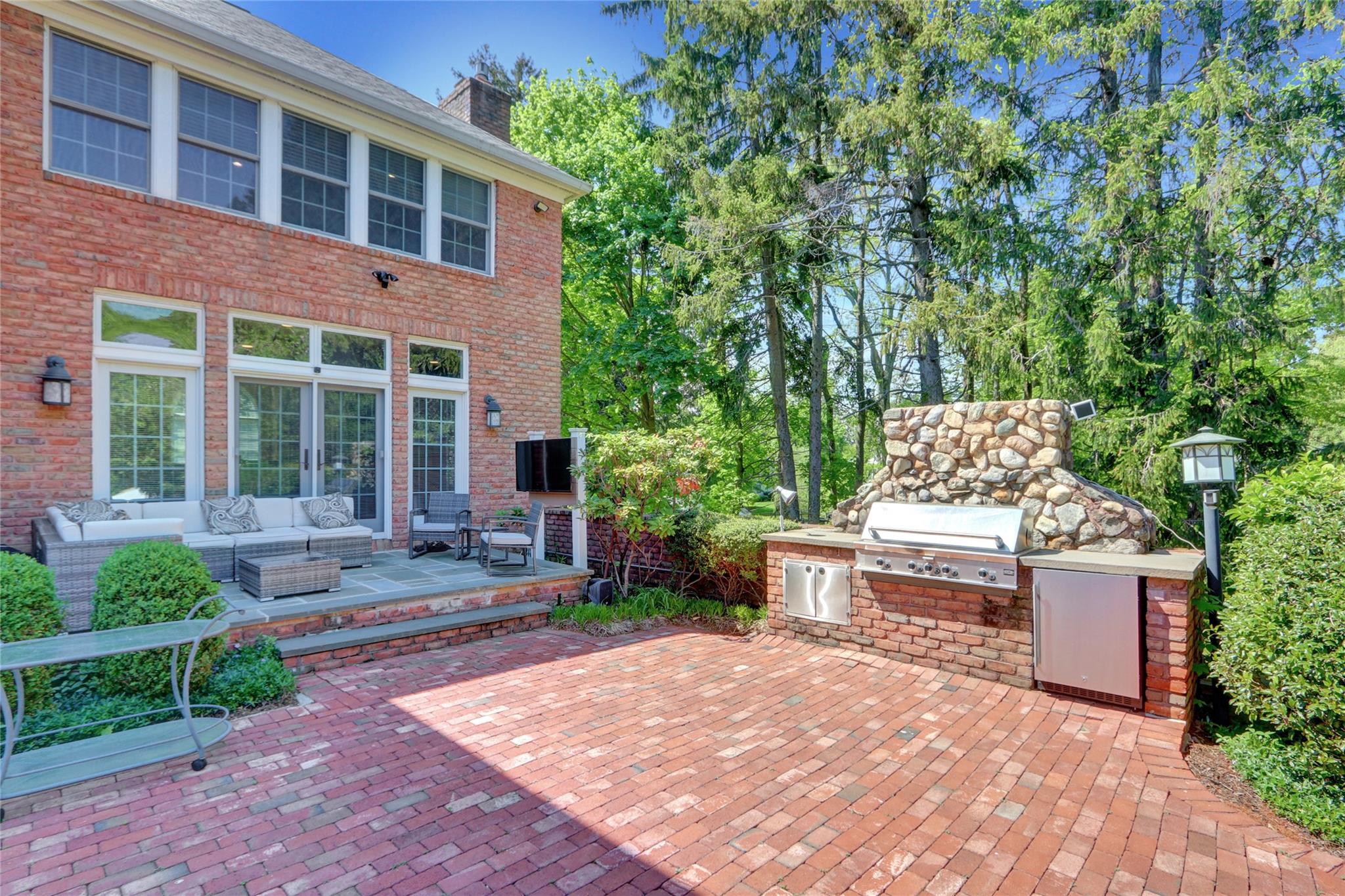 20 Chauncey Place, Woodbury, New York image 40