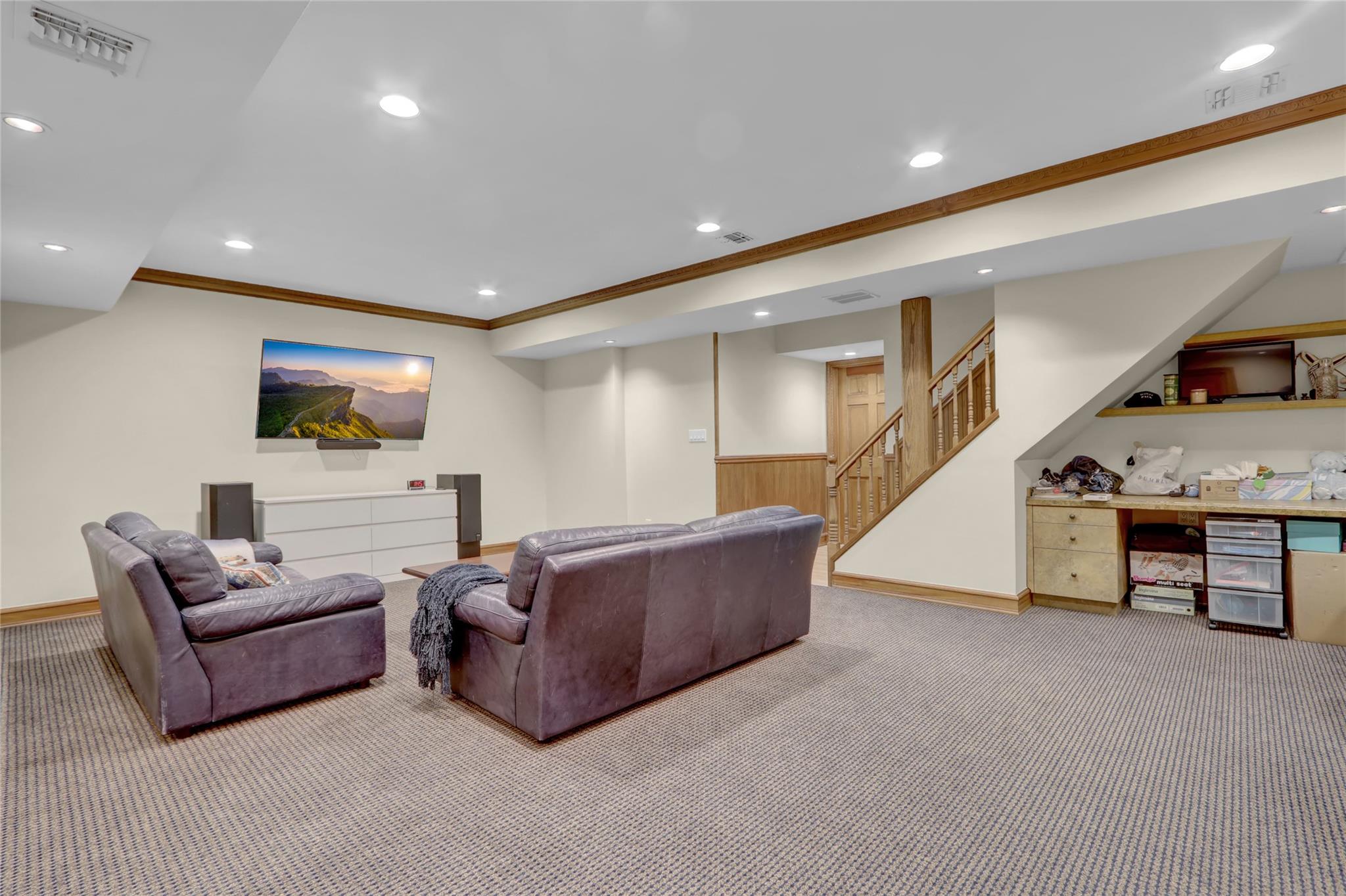 20 Chauncey Place, Woodbury, New York image 35