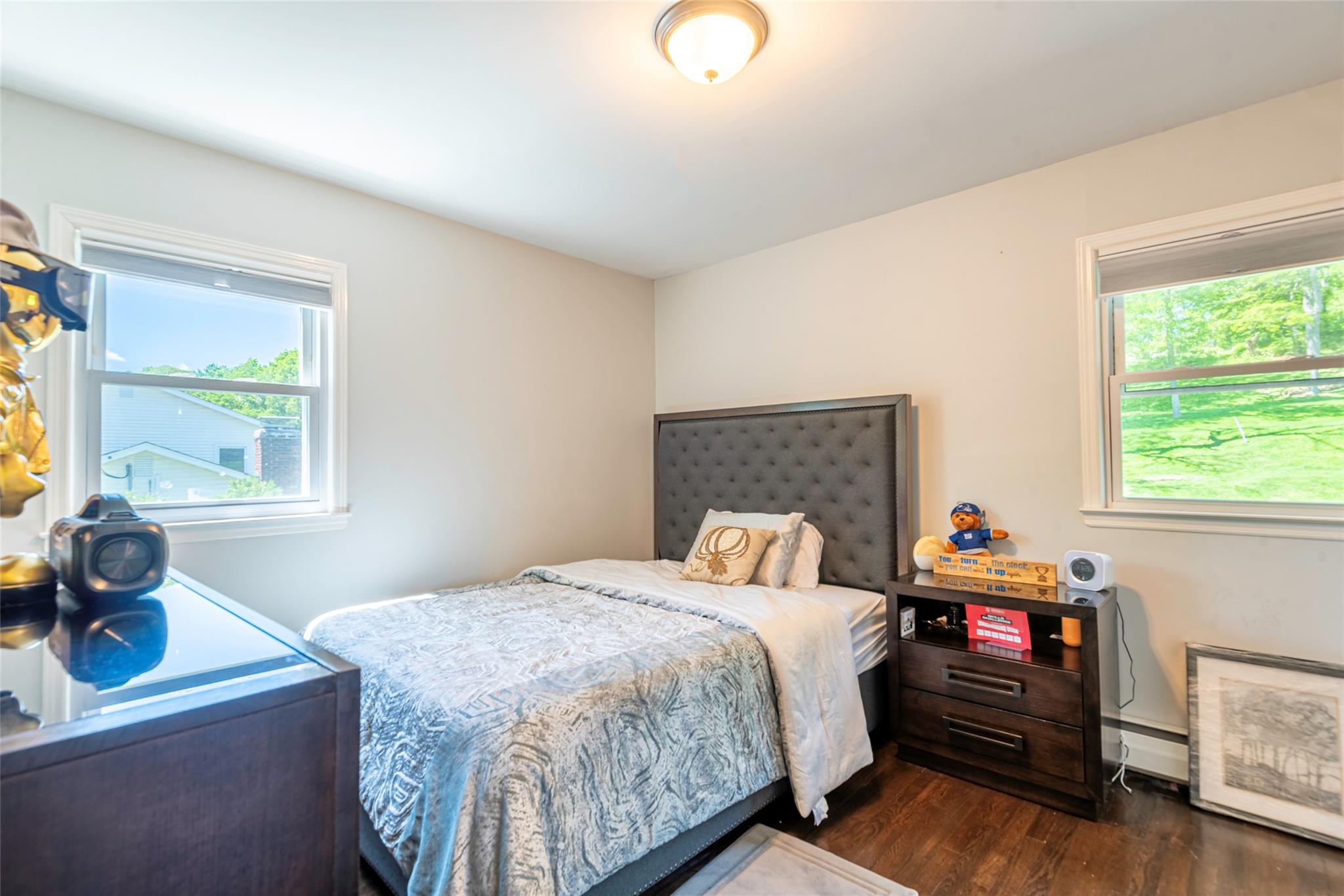 21 Grayon Drive, Dix Hills, New York image 26