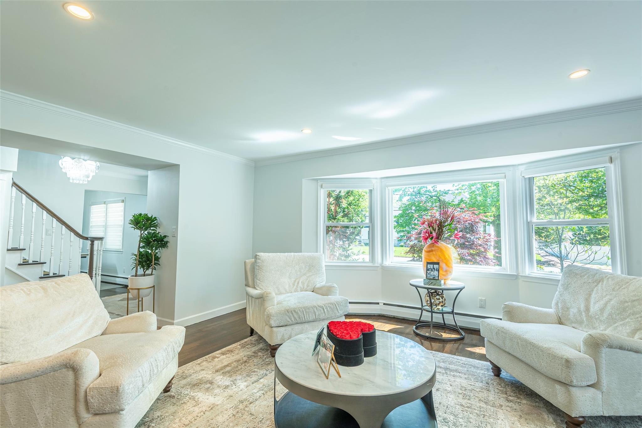 21 Grayon Drive, Dix Hills, New York image 10