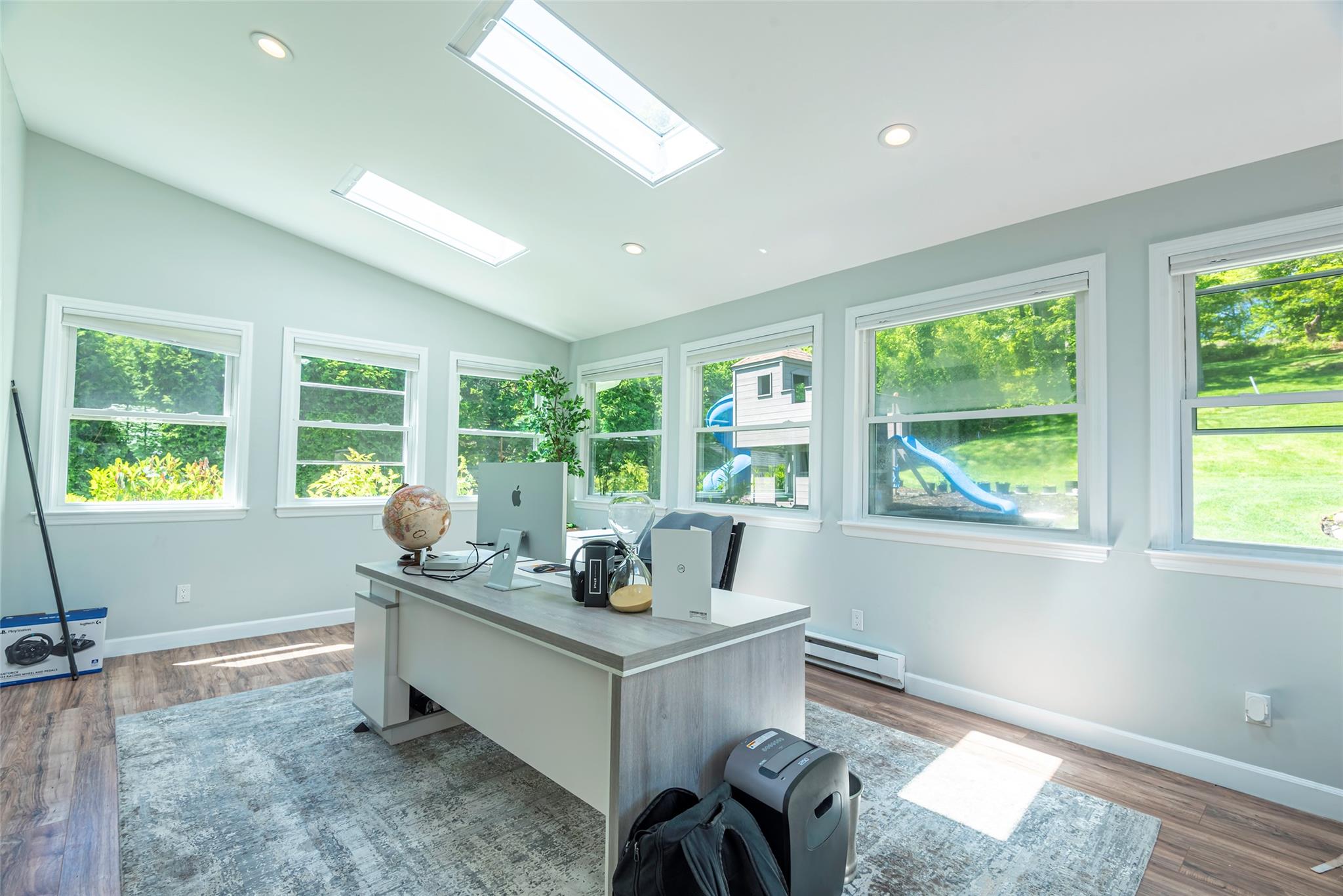 21 Grayon Drive, Dix Hills, New York image 12