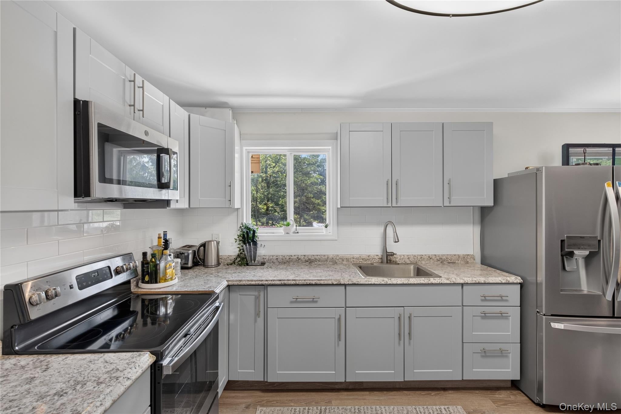 108 Maplewood Avenue