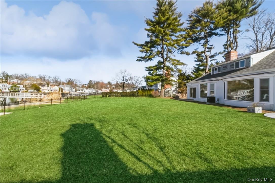 632 Shore Acres Drive