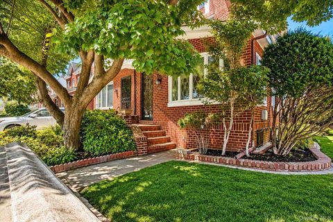 Photo of 85-65 67th Drive, Rego Park, NY 11374 (MLS # 1003913)