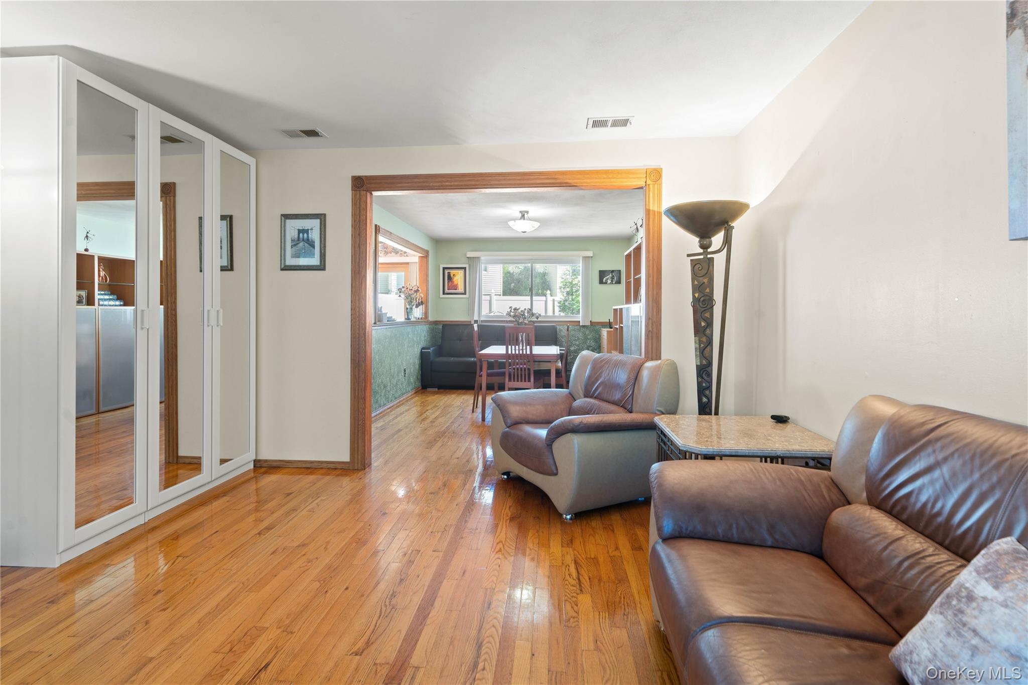 29 ASHWOOD COURT