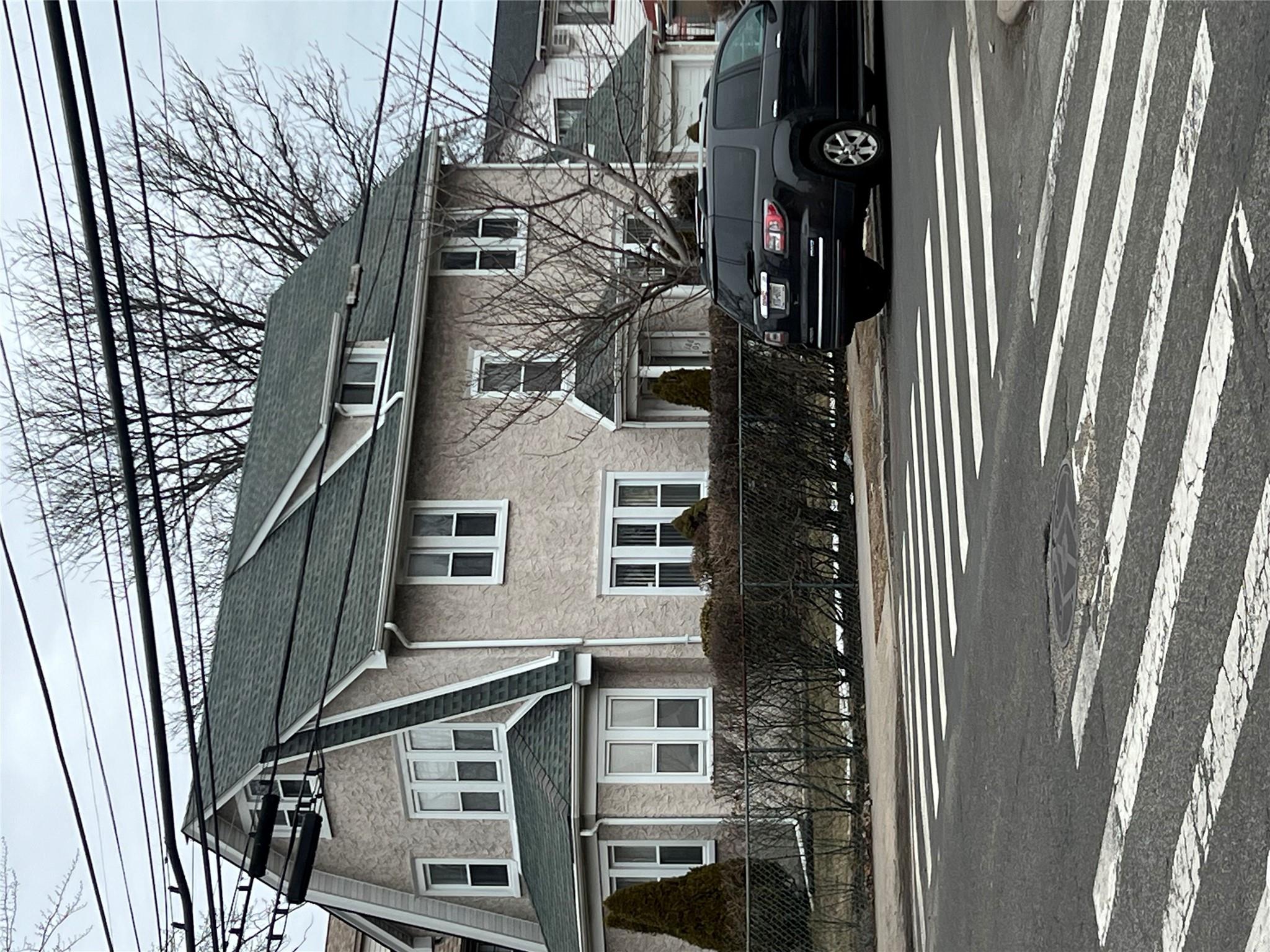 188-05 90th Avenue, Hollis, New York image 1