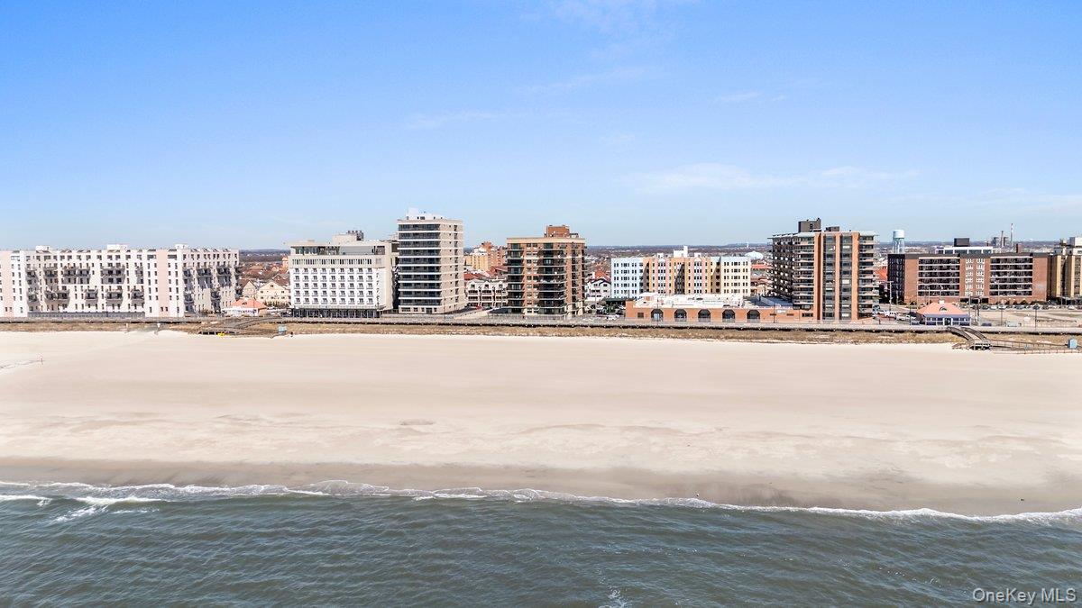 Long Beach, New York 11561, United States, 2 Bedrooms Bedrooms, ,2 BathroomsBathrooms,Residential,Active,102192