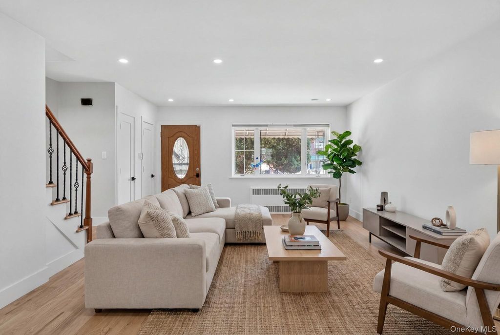 Photo of 1061 E 218th Street, Bronx, NY 10469 (MLS # 1028848)