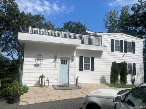 Homes For Sale - 94 Dawn Road<br/> Rocky Point, NY 11778