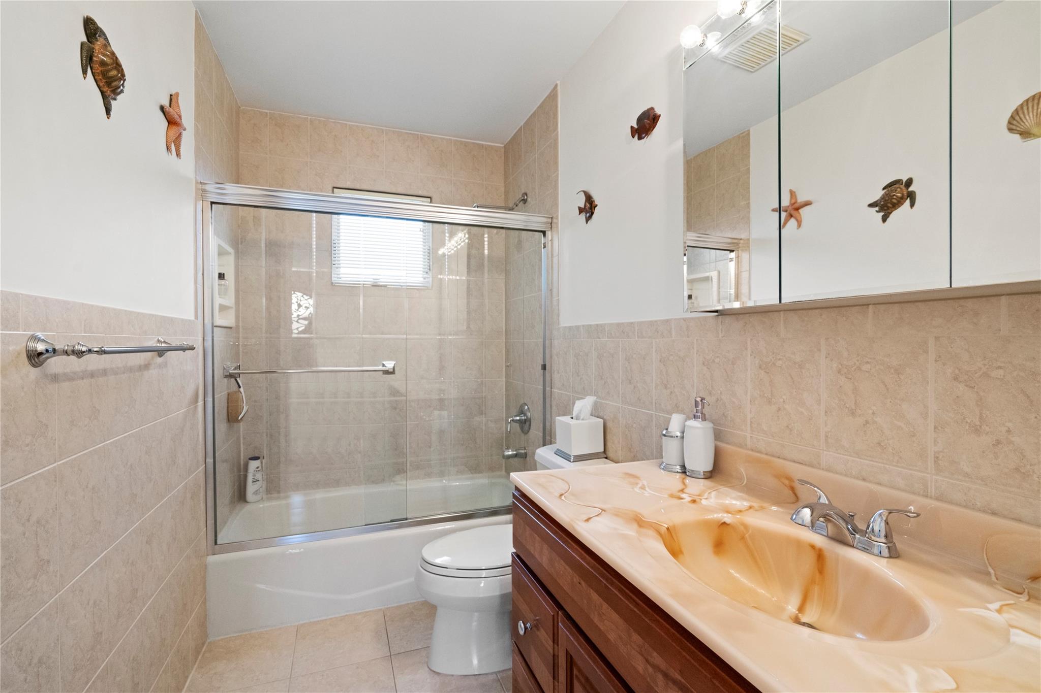 698 Herman Avenue, Franklin Square, New York image 16
