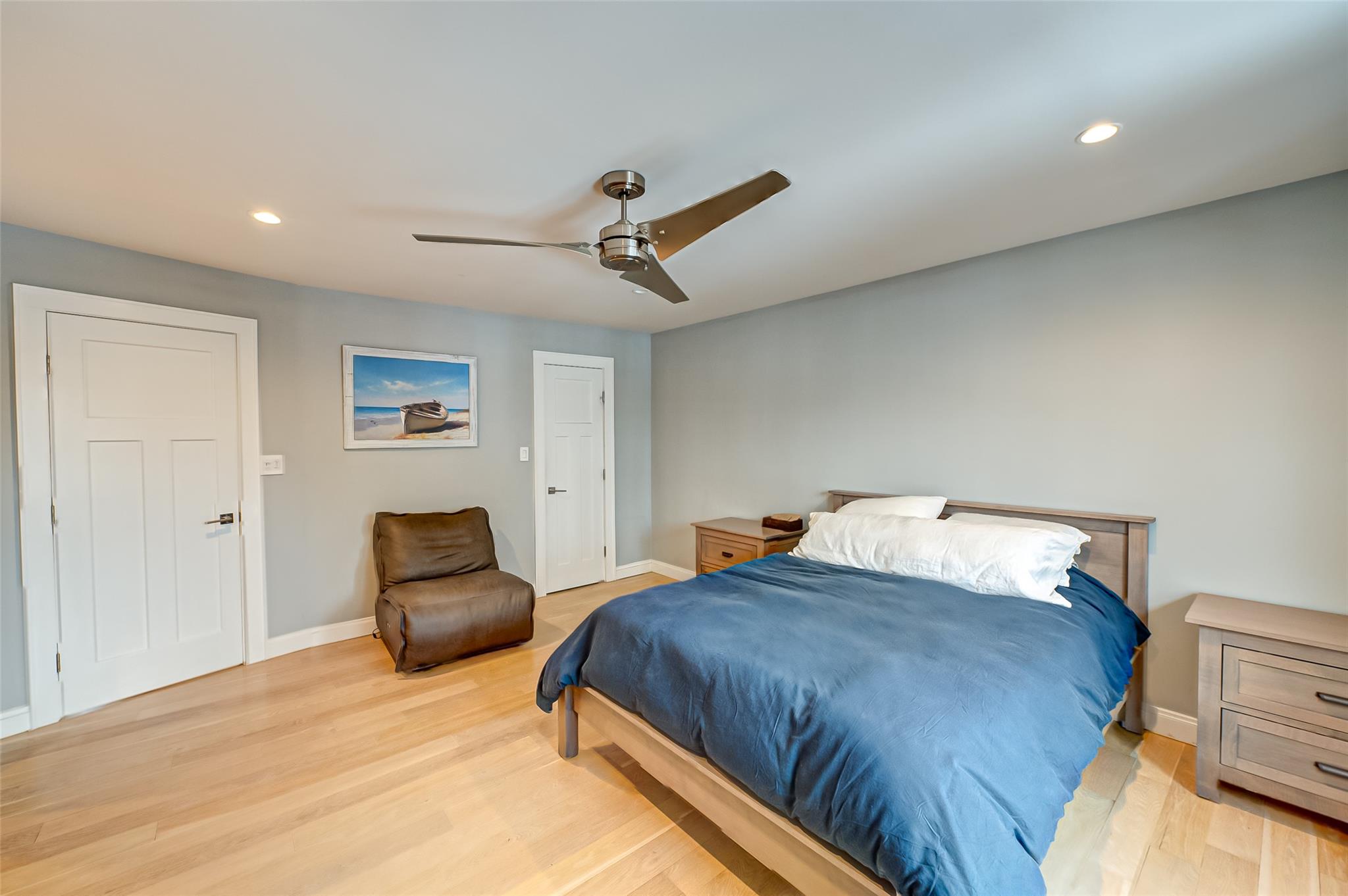 12 Sutton Place, Islip, New York image 16