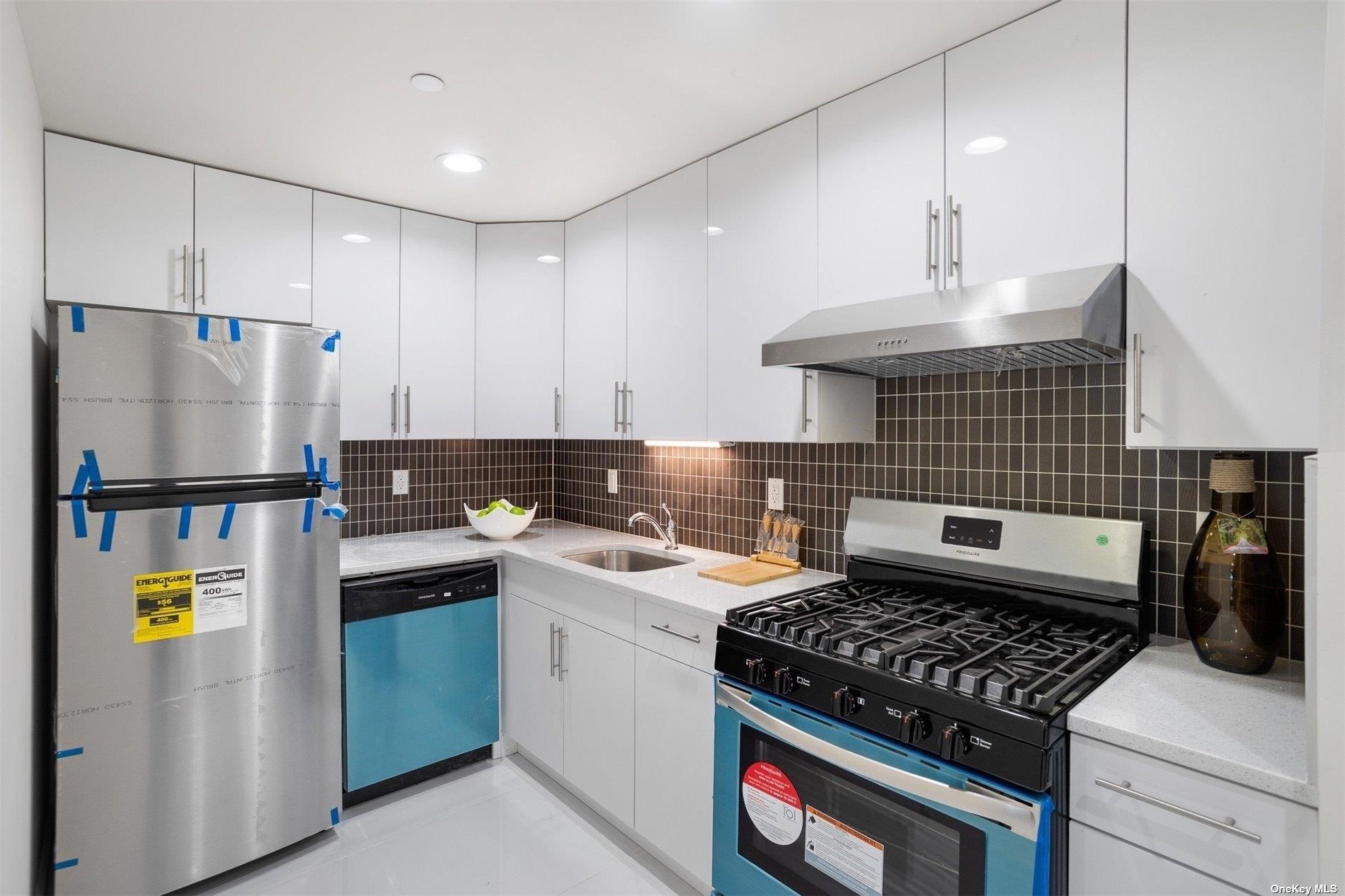 91-23 Corona Avenue #2G, New York, New York image 19