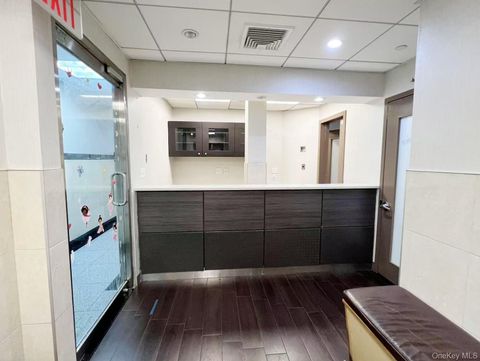 128 Mott Street 403 New York (Manhattan) NY 10013