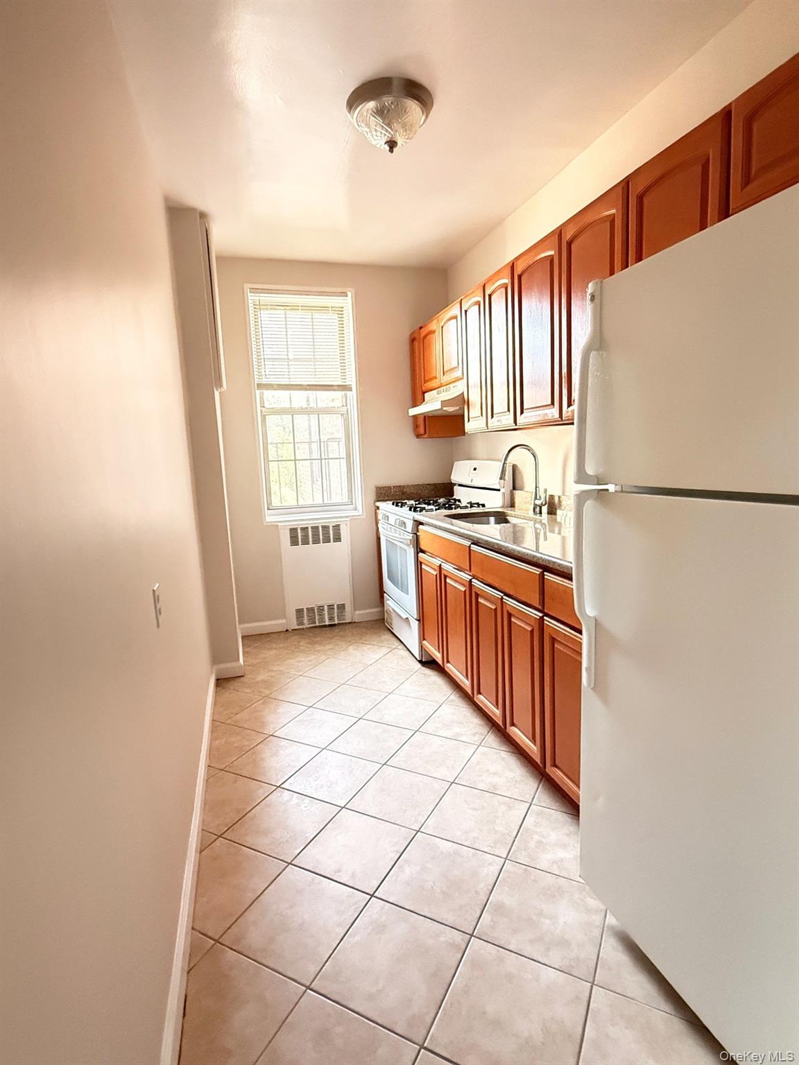 790 Bronx River Road A37