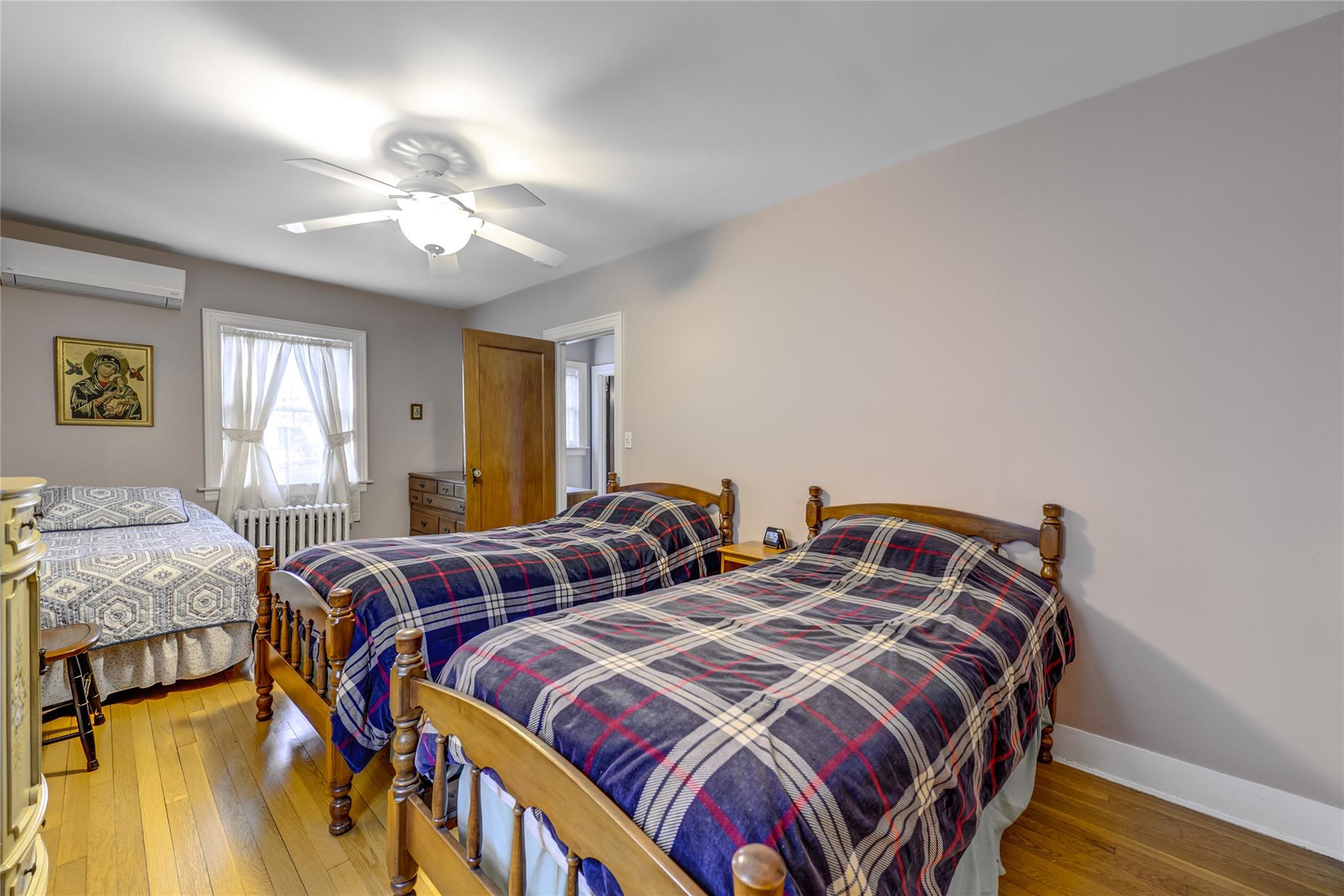 457 Pennsylvania Avenue, Williston Park, New York image 16