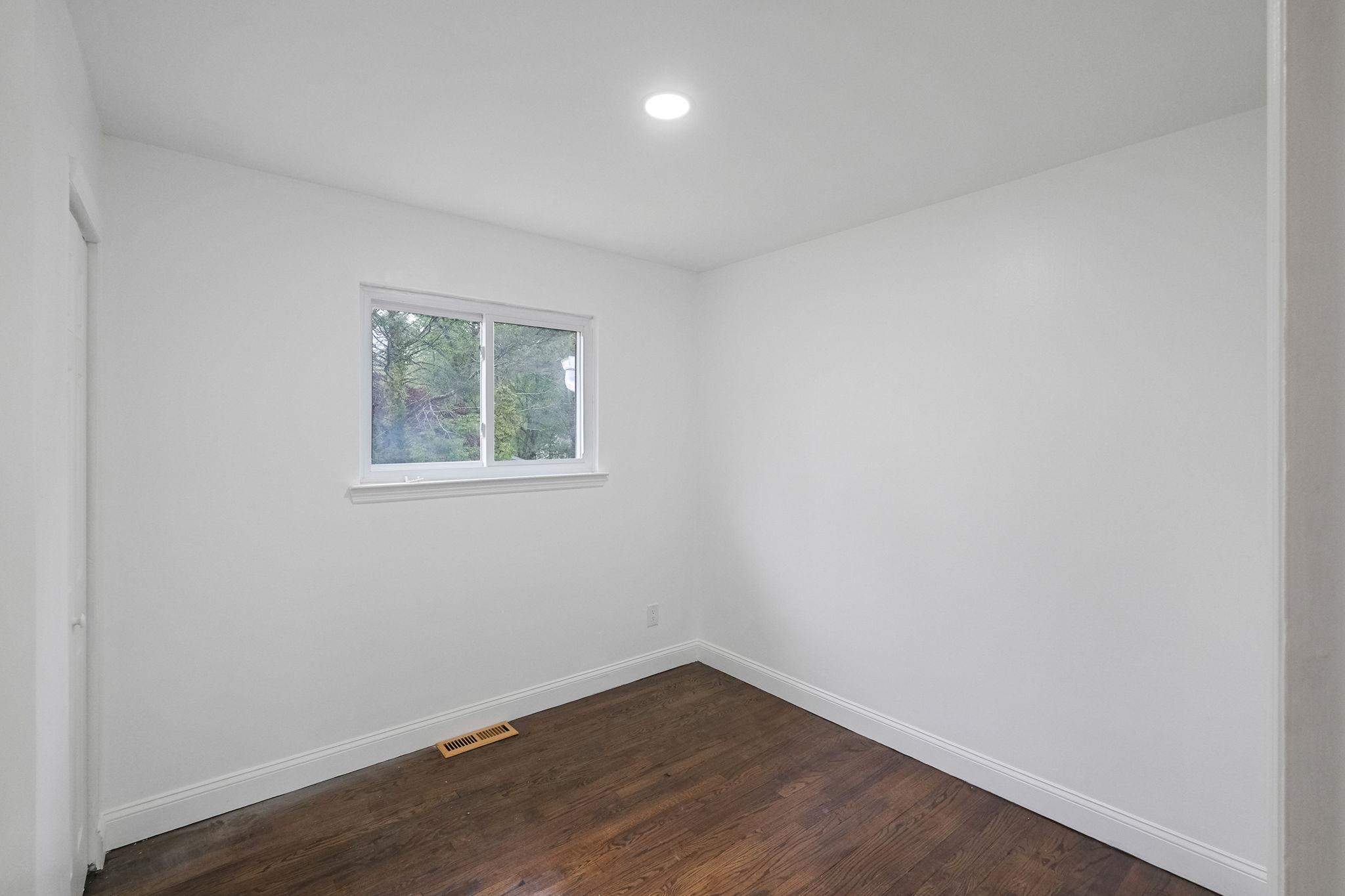 2812 Kane Avenue, Medford, New York image 17