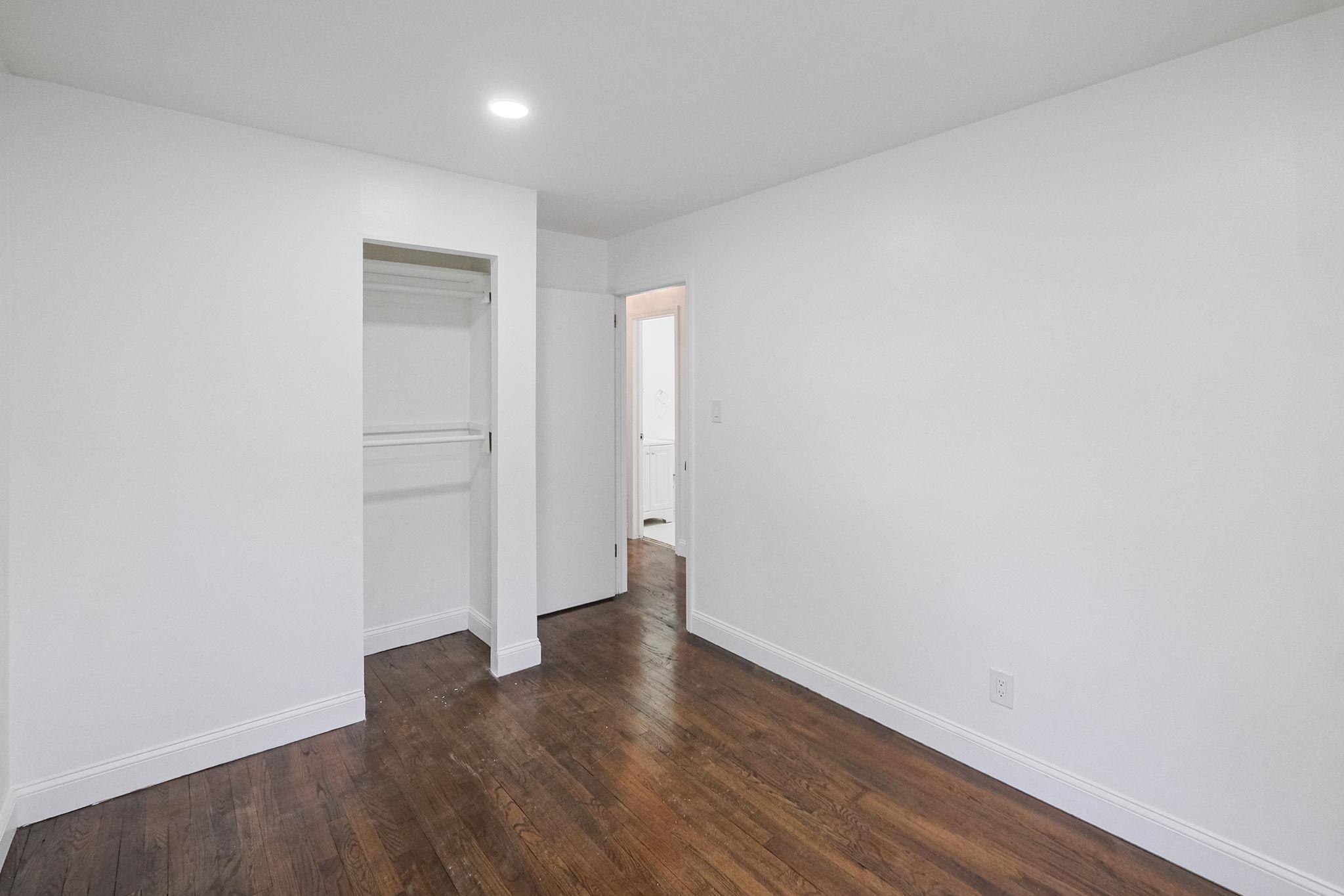 2812 Kane Avenue, Medford, New York image 16