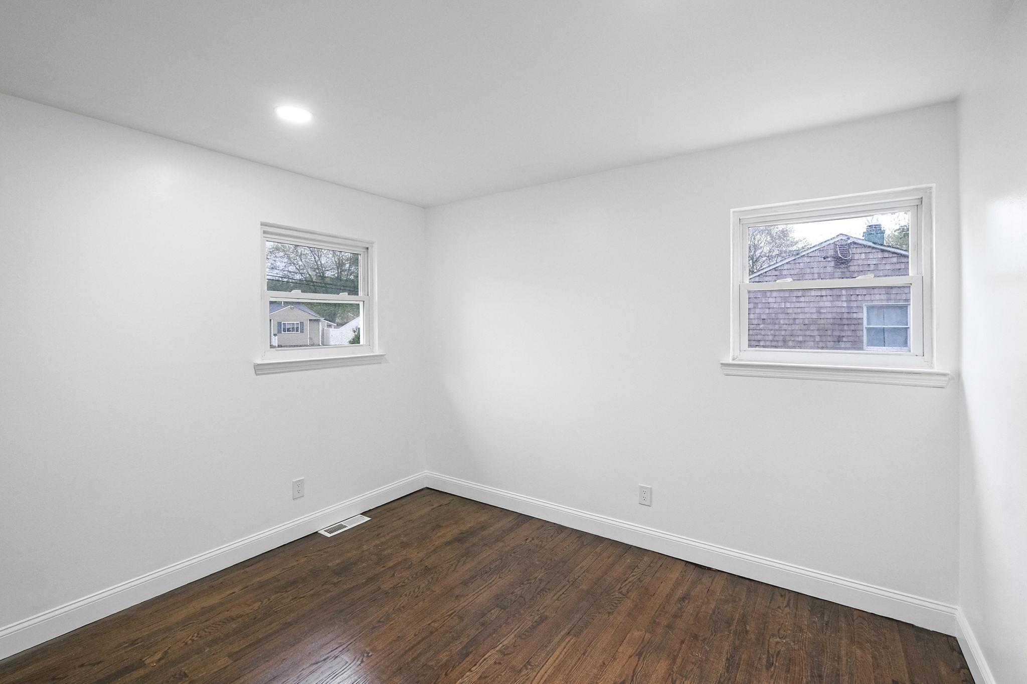2812 Kane Avenue, Medford, New York image 13