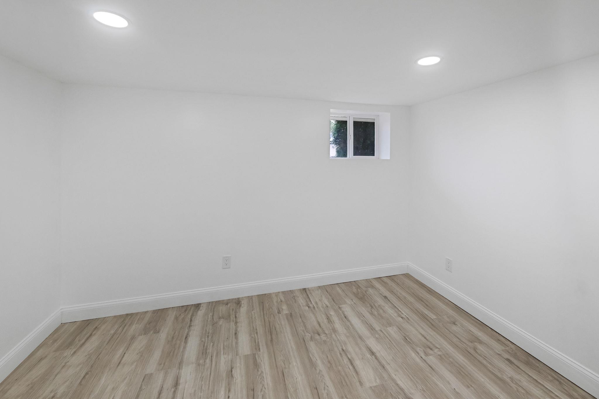 2812 Kane Avenue, Medford, New York image 22