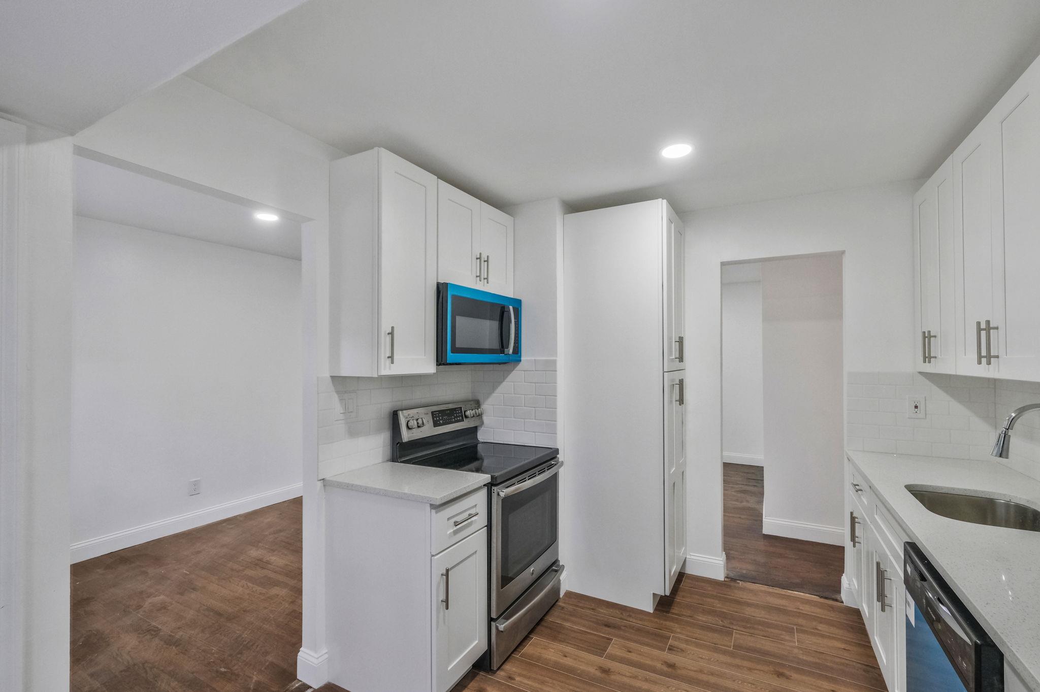 2812 Kane Avenue, Medford, New York image 8