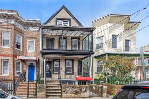 Multifamily For Sale - 32-46 105 St St<br/> Corona, NY 11369