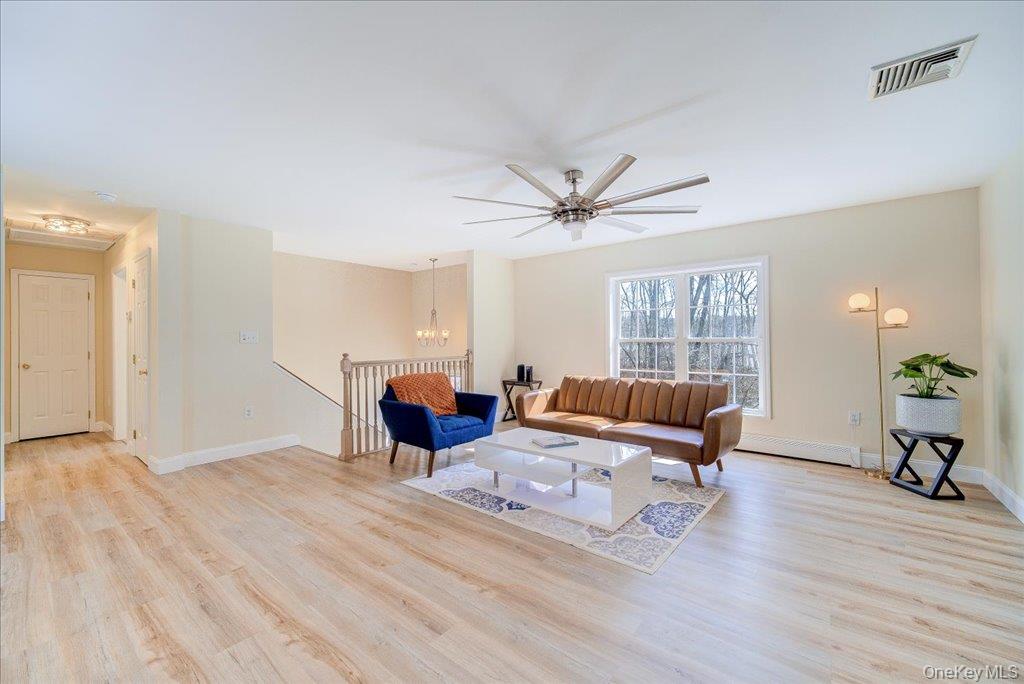 237 S Ohioville Road