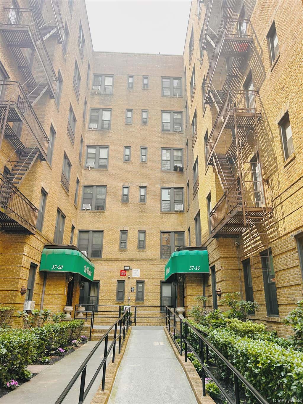 Photo of 37-16 83rd Street #6G, Jackson Heights, NY 11372 (MLS # 1039185)