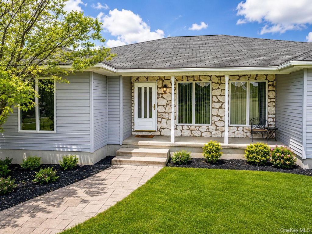 Photo of 354 Petticoat Lane, Bloomingburg, NY 12721 (MLS # 997609)