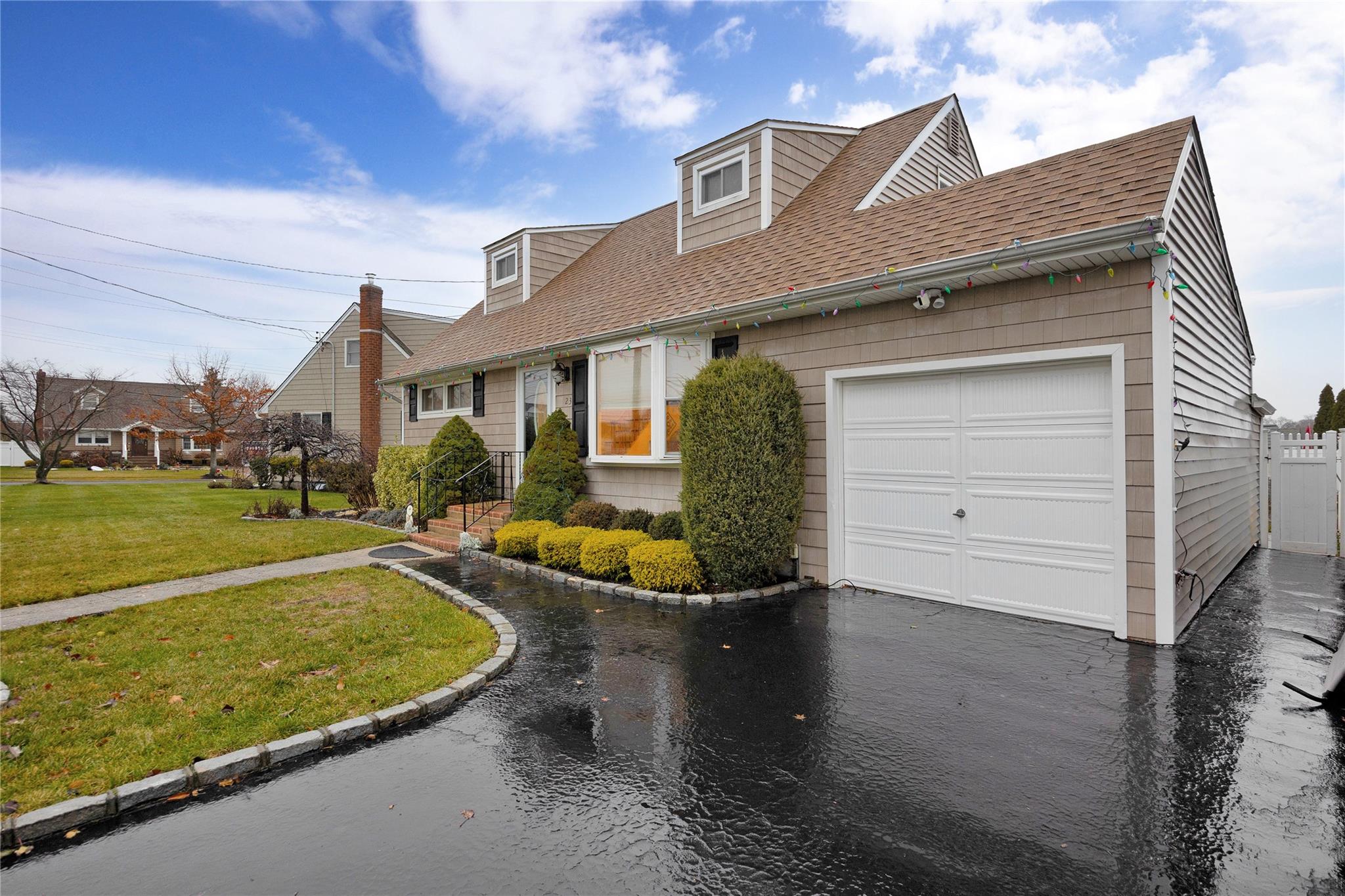 23 Graham Street, Farmingdale, New York image 3