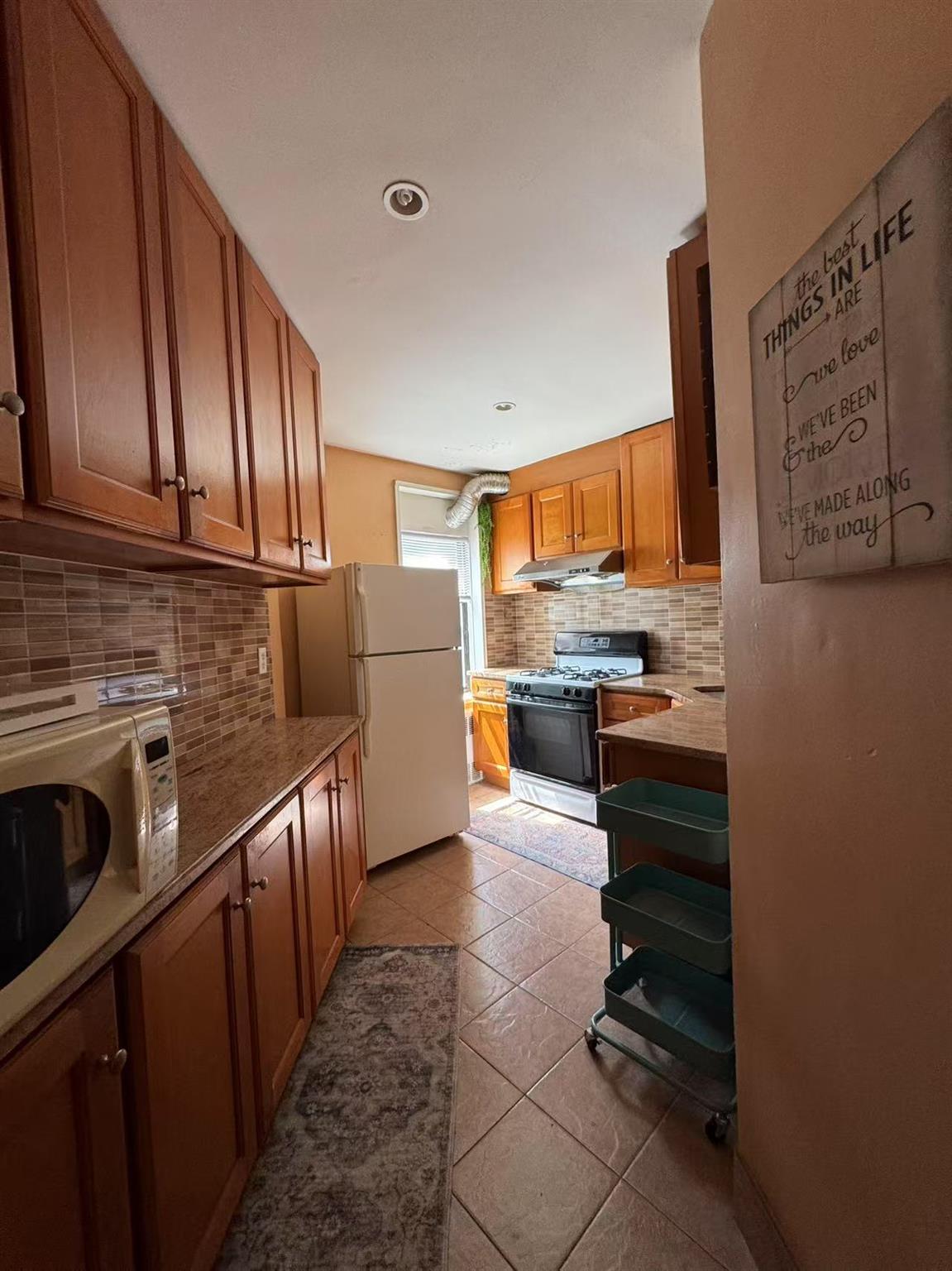 100-25 Queens Boulevard #4D, Forest Hills, New York image 8