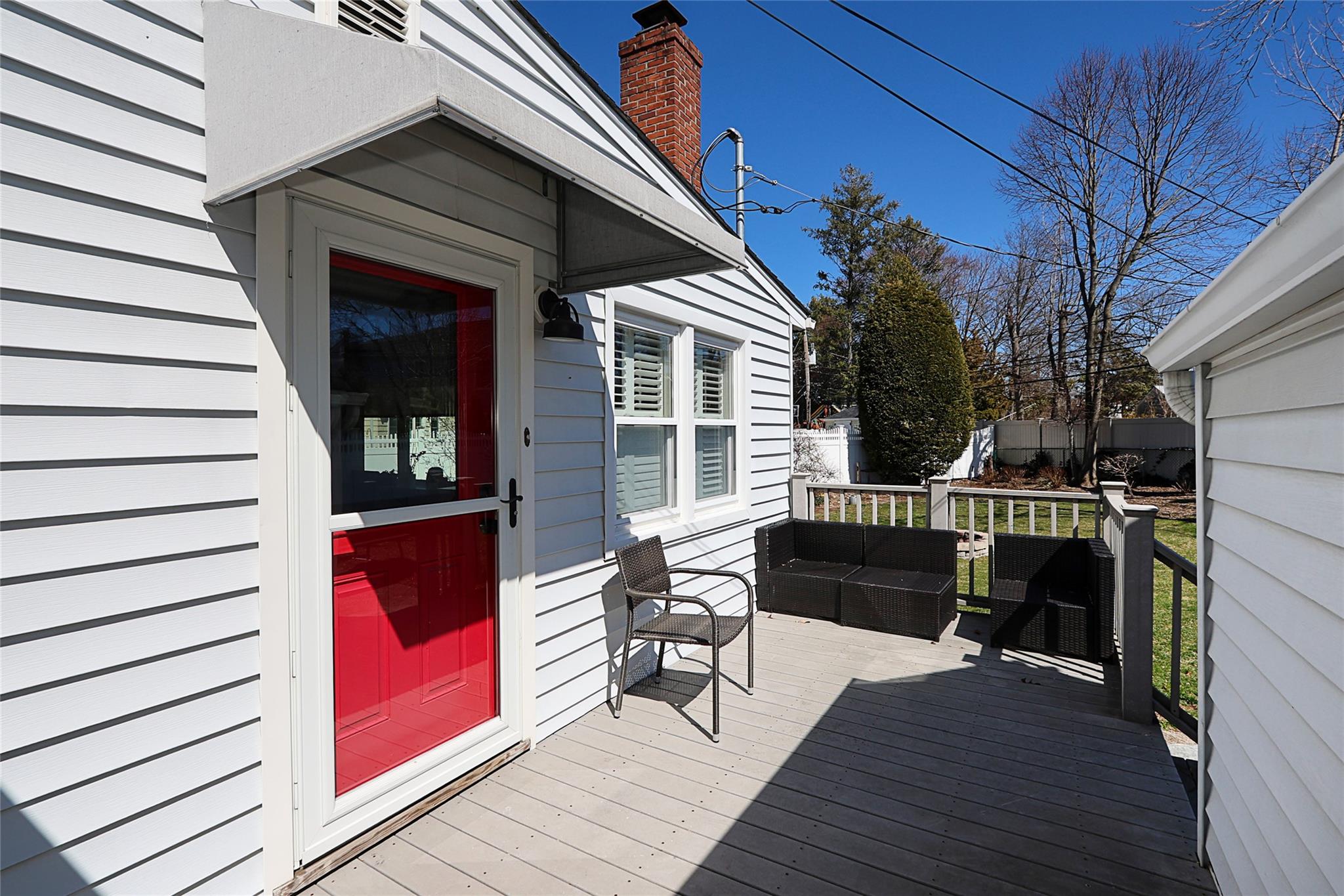 Oyster Bay, New York 11791, United States, 4 Bedrooms Bedrooms, ,2 BathroomsBathrooms,Residential,Active,96408