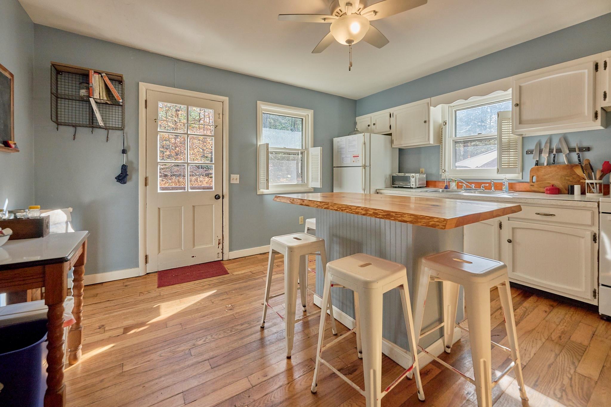 36 W Read Avenue, Smallwood, New York image 7