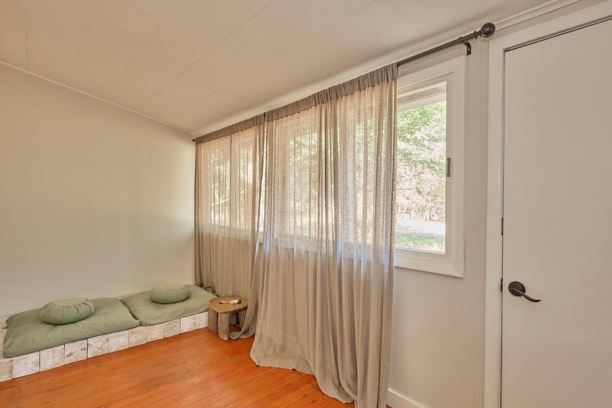 36 W Read Avenue, Smallwood, New York image 23