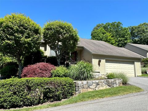 Condo For Rent - 848 Heritage Hills<br/> Somers, NY 10589