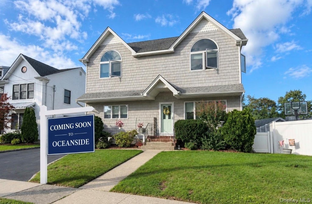 Photo of 3350 Harold Street, Oceanside, NY 11572 (MLS # 1058591)