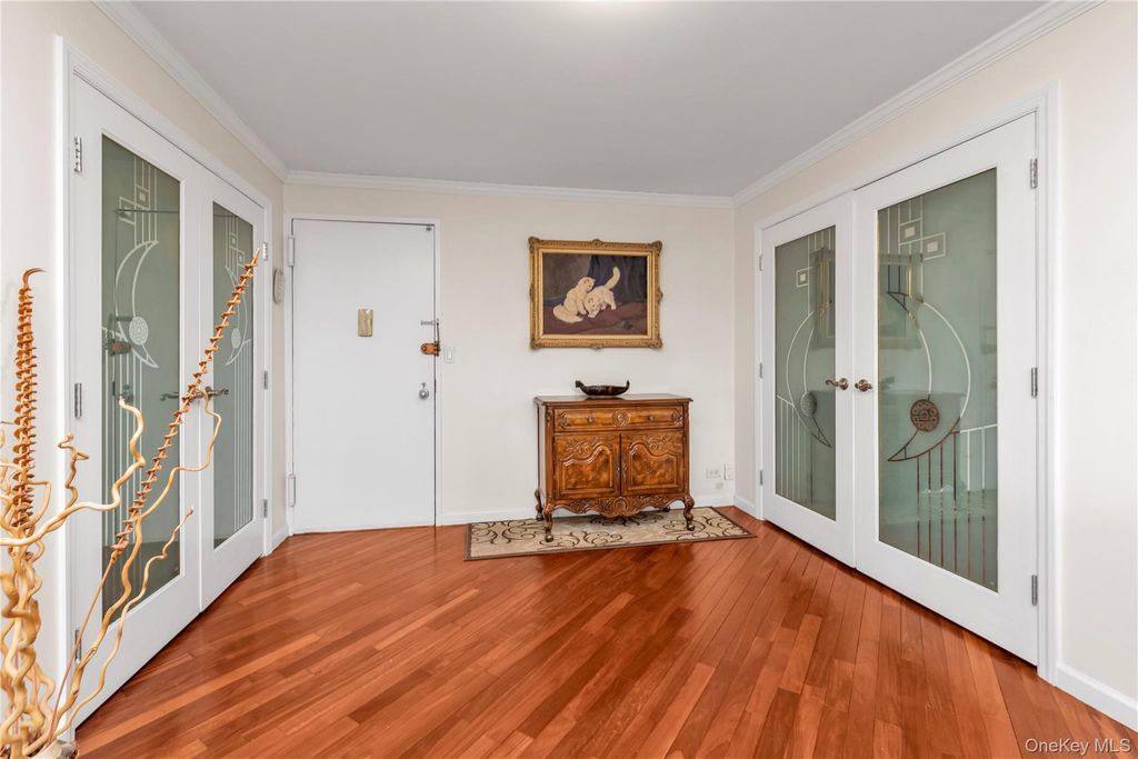 Photo of 1 Bay Club Drive #4R, Bayside, NY 11360 (MLS # 941903)