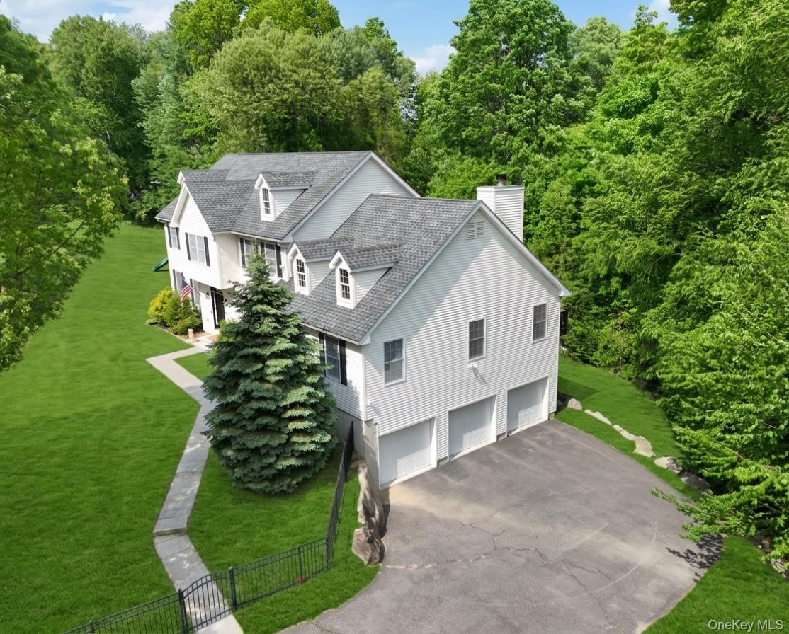22 Theodore Trail