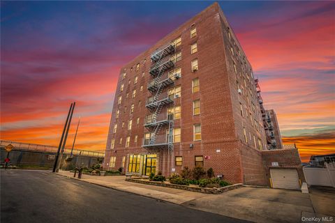 Homes For Sale - 133 Beach 120th Street #3A<br/> Queens County, Rockaway Park, NY 11694