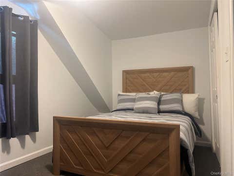 Mobile Home For Rent - 11 Washington Avenue<br/> Mastic Beach, NY 11951