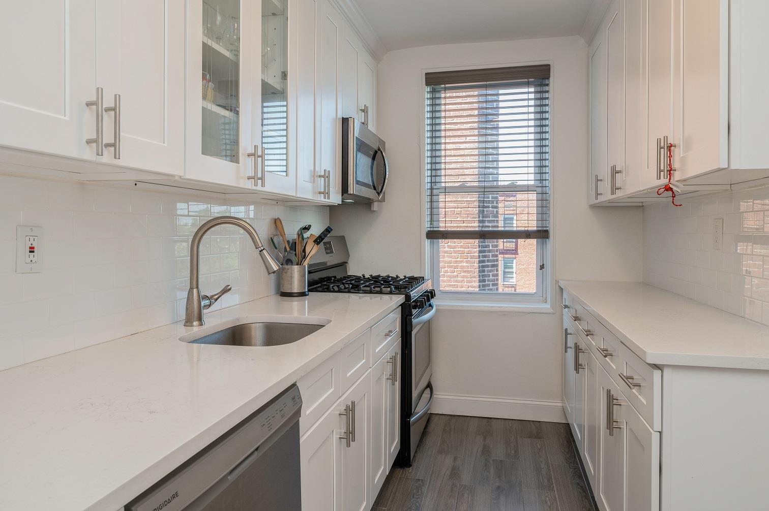43 Bronx River Road #8R, Yonkers, New York image 6
