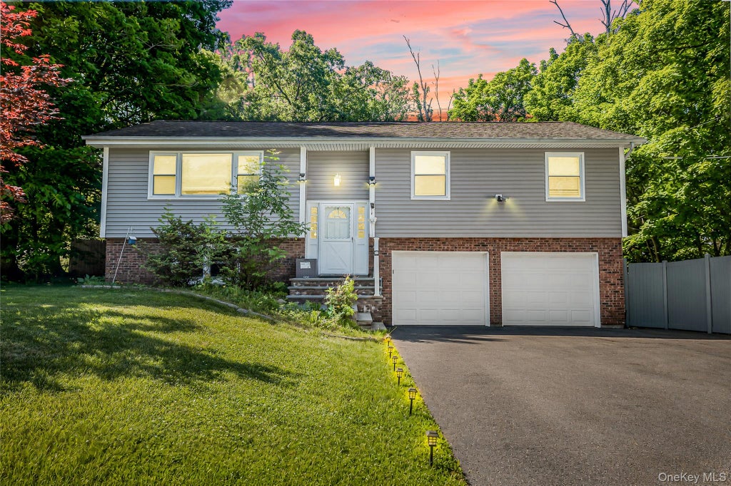 Photo of 1019 Fox Meadow Road, Yorktown Heights, NY 10598 (MLS # 1012840)