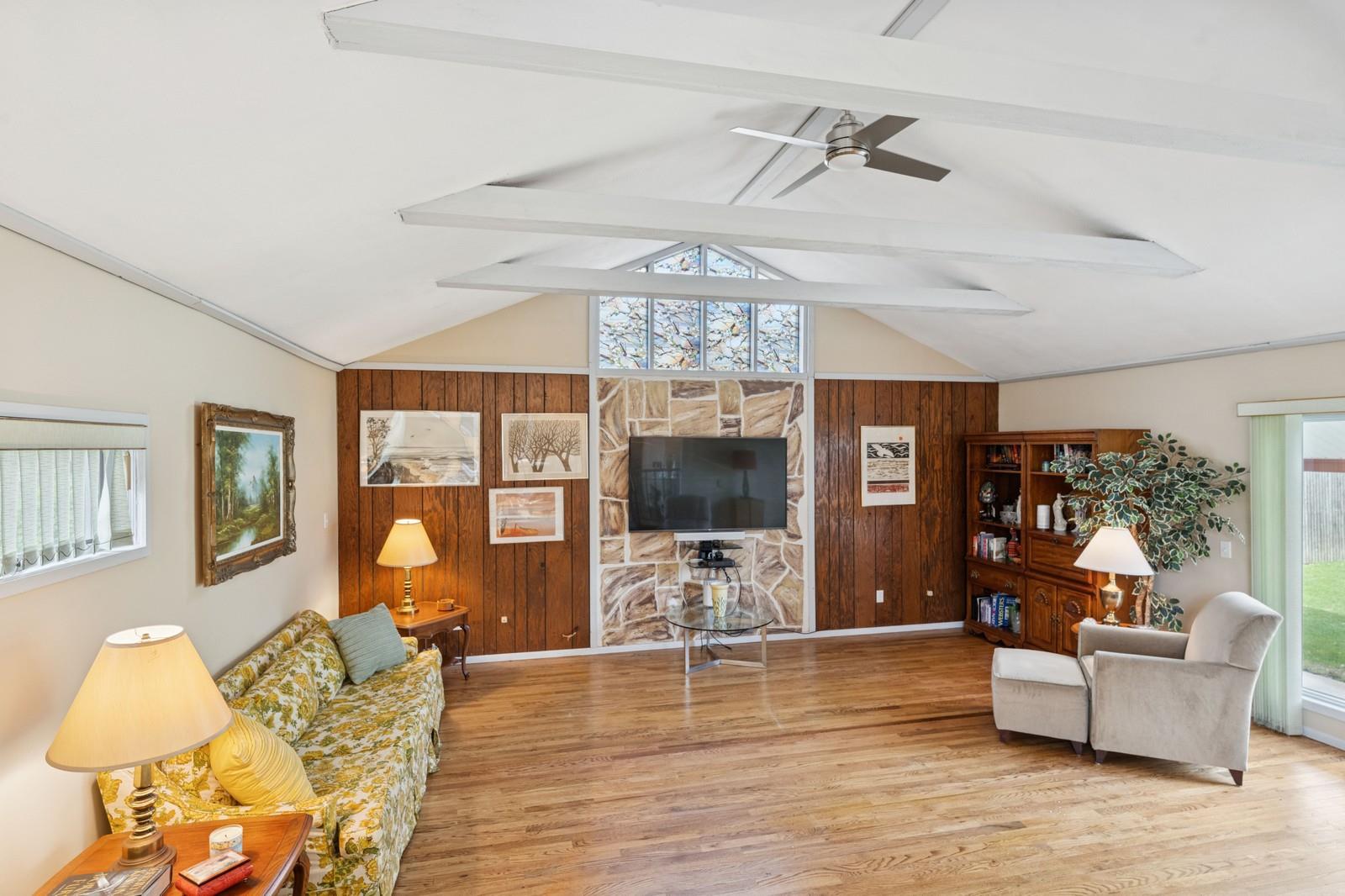 6 E Haven Lane, East Northport, New York image 12