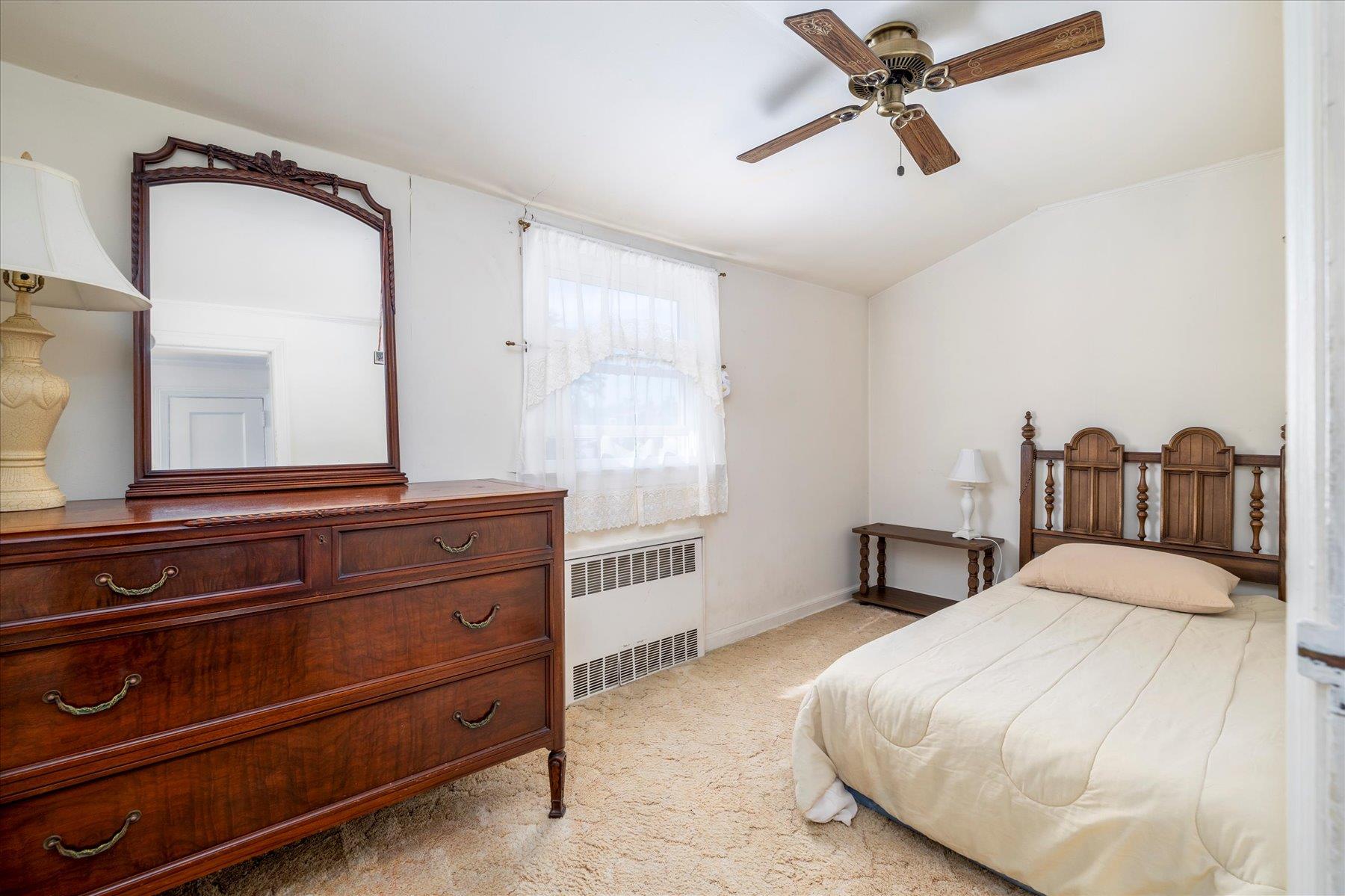 240 N. Cottage Street, Valley Stream, New York image 16
