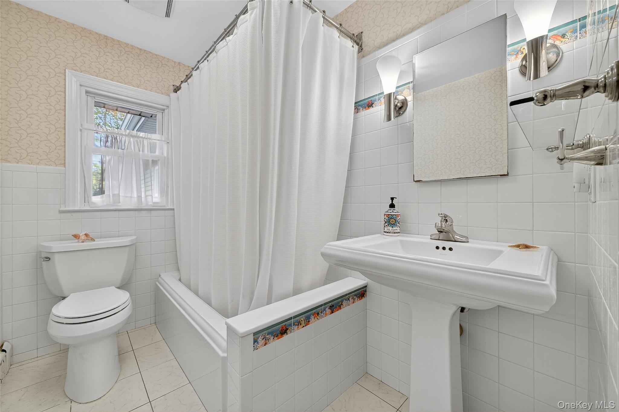 Yorktown Heights, New York 10598, United States, 3 Bedrooms Bedrooms, ,2 BathroomsBathrooms,Residential,Active,227064