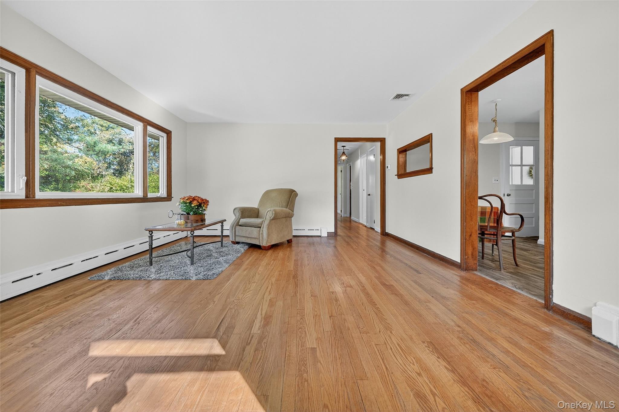 Yorktown Heights, New York 10598, United States, 3 Bedrooms Bedrooms, ,2 BathroomsBathrooms,Residential,Active,227064